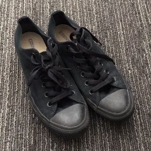 All Black Low Top Converse